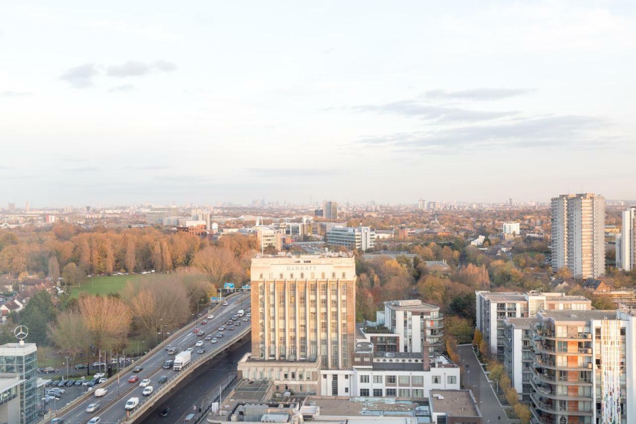 Kew Eye Apartments Brentford London 外观 照片