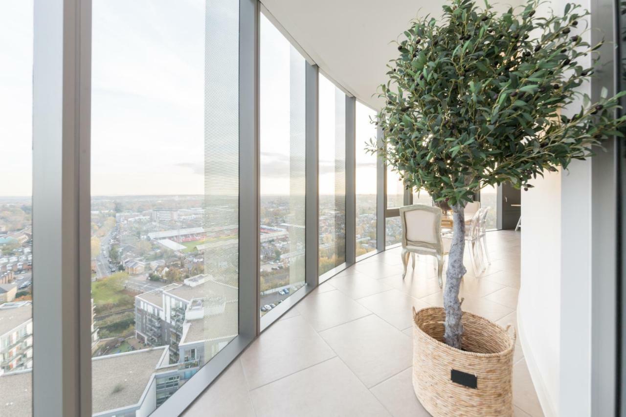 Kew Eye Apartments Brentford London 外观 照片